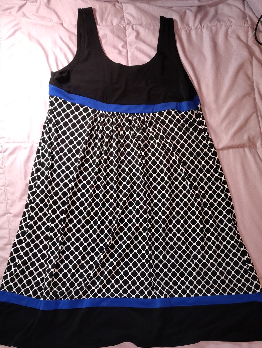 Enfocus Studio Black and Blue Sleeveless Geometric Midi Dress